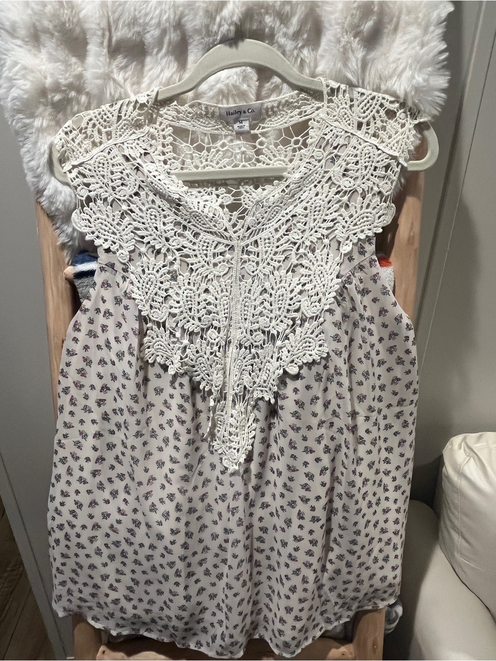 Hailey & Co. Cream Crochet Yoke Floral Tank Top